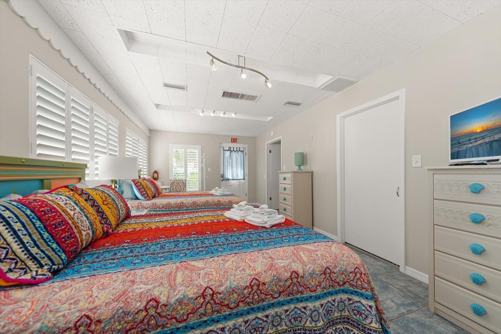 One bedroom  bedroom area