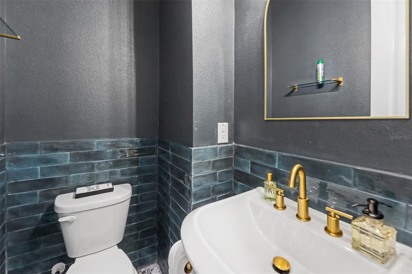 2nd Floor Half Bath