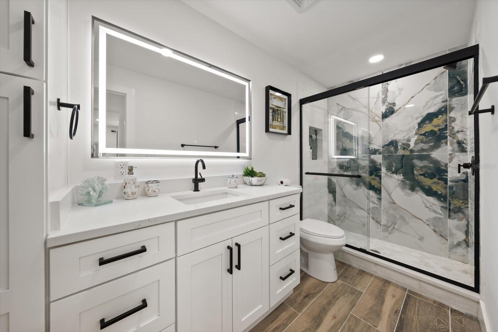 Stunning Guest Bathroom