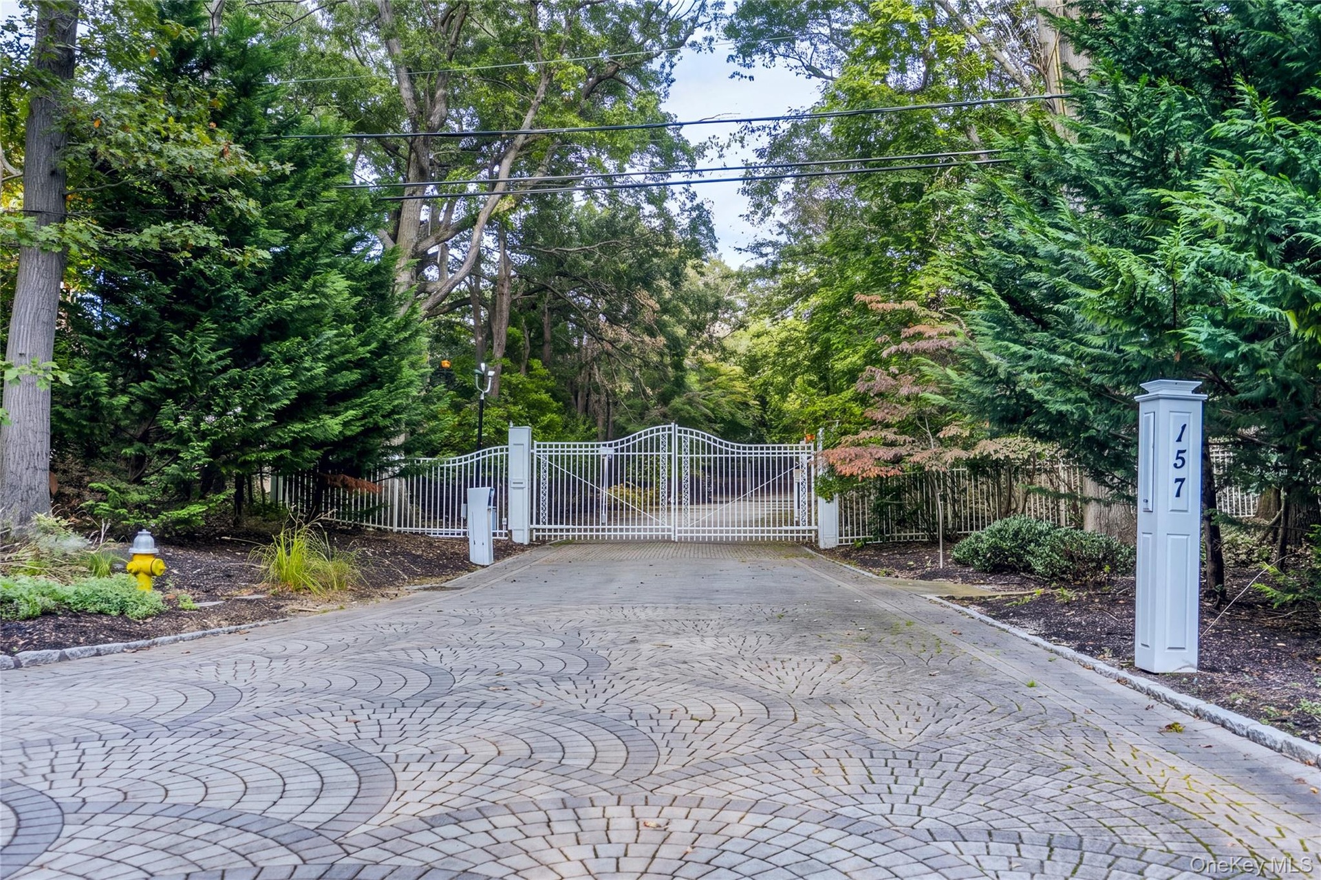 Gated entry (digitally enhanced)