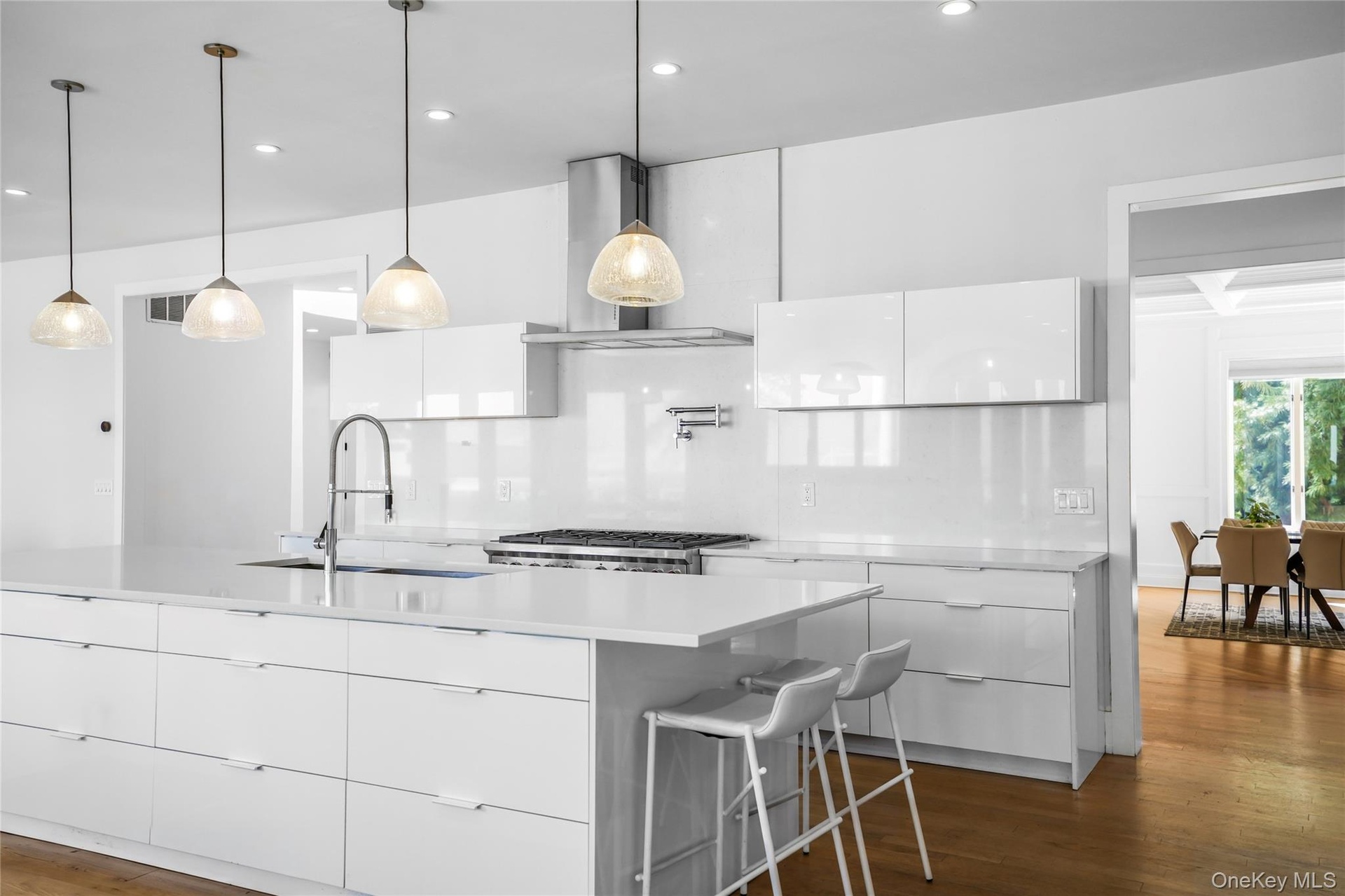 Kitchen (digitally enhanced)