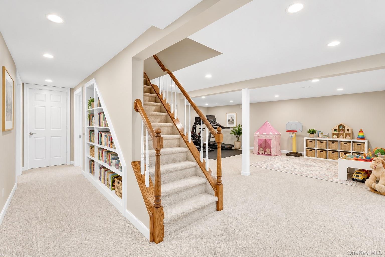 Full Basement!