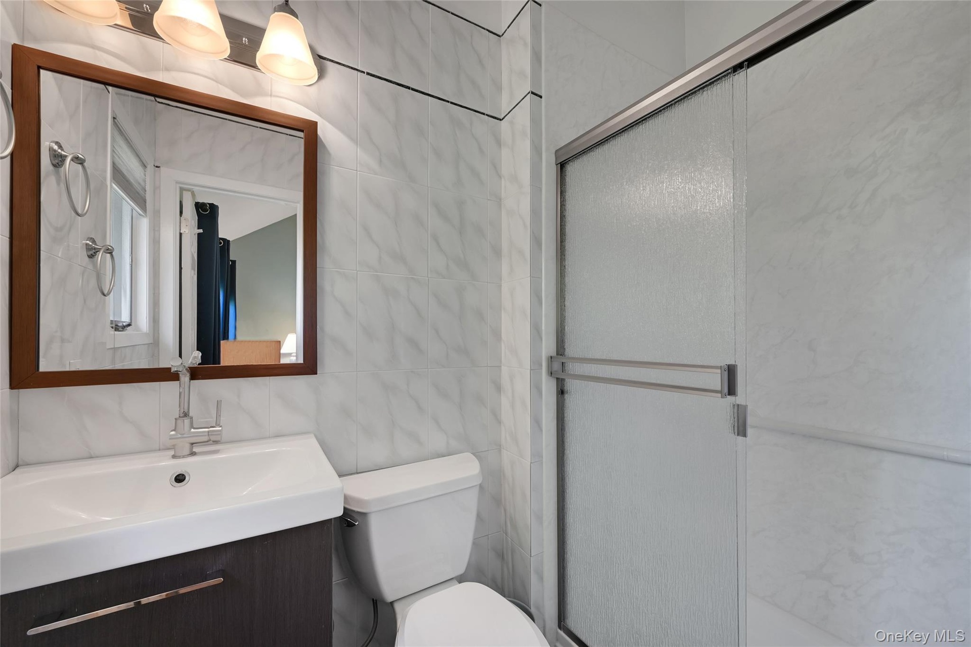 Bedroom bathroom with shower