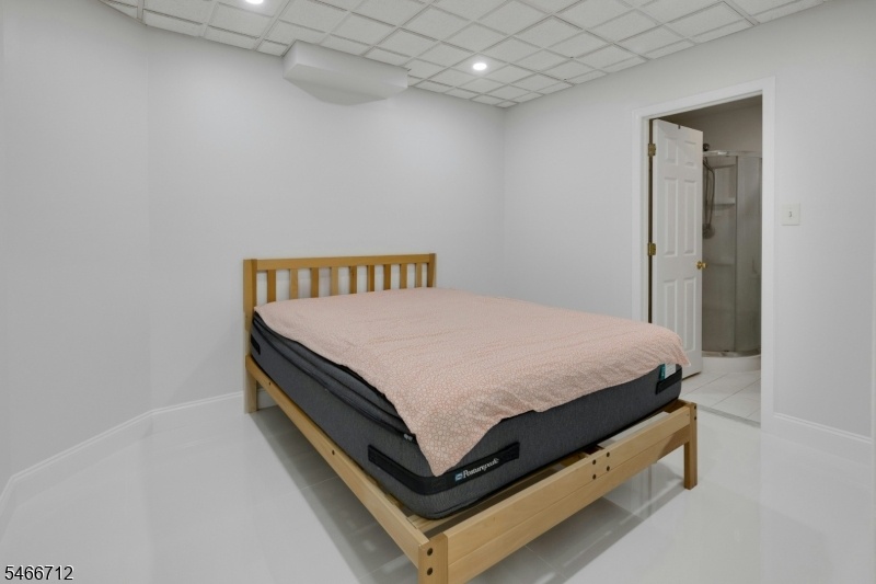Bedroom with Full Bath