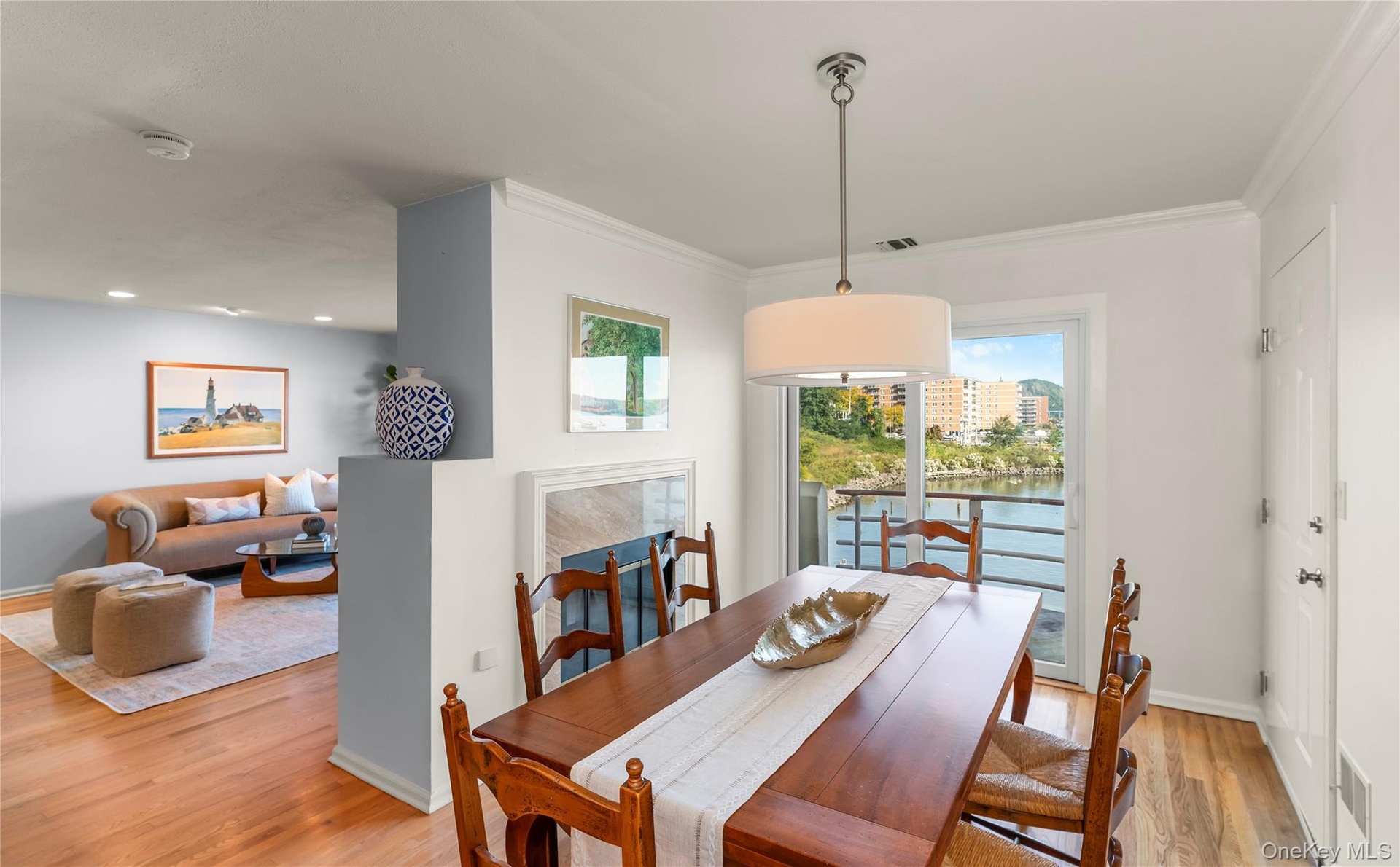 with balcony and Northern Hudson river view