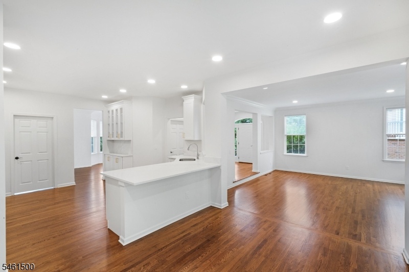 Kitchen_Family Room