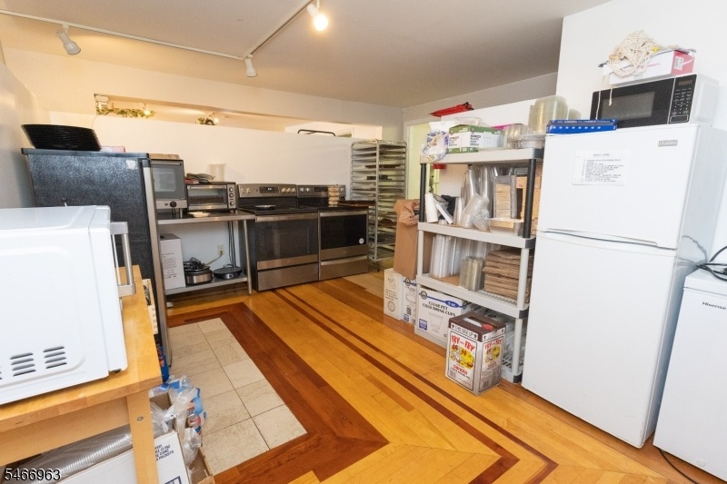 Baking area
