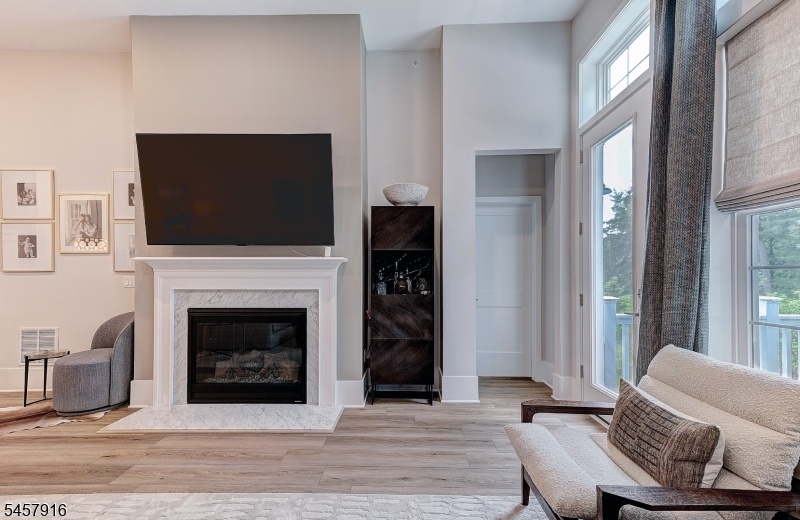 Great Room with Fireplace