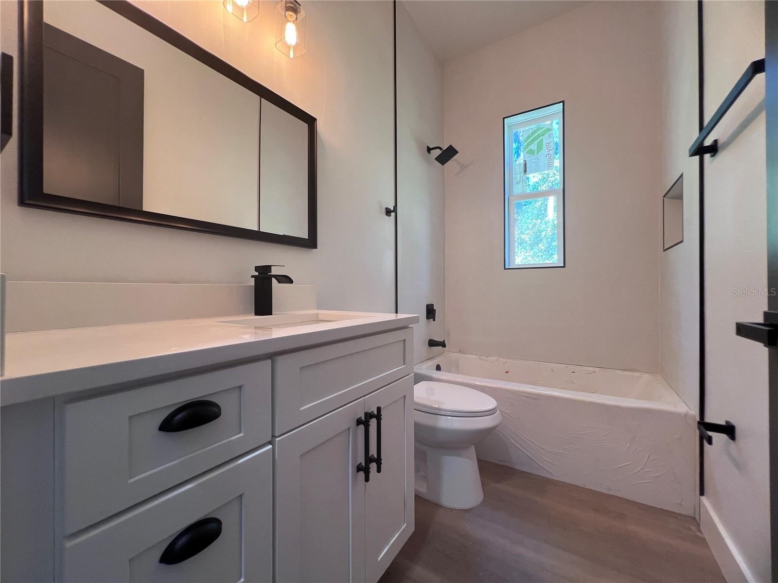4th bedroom bath