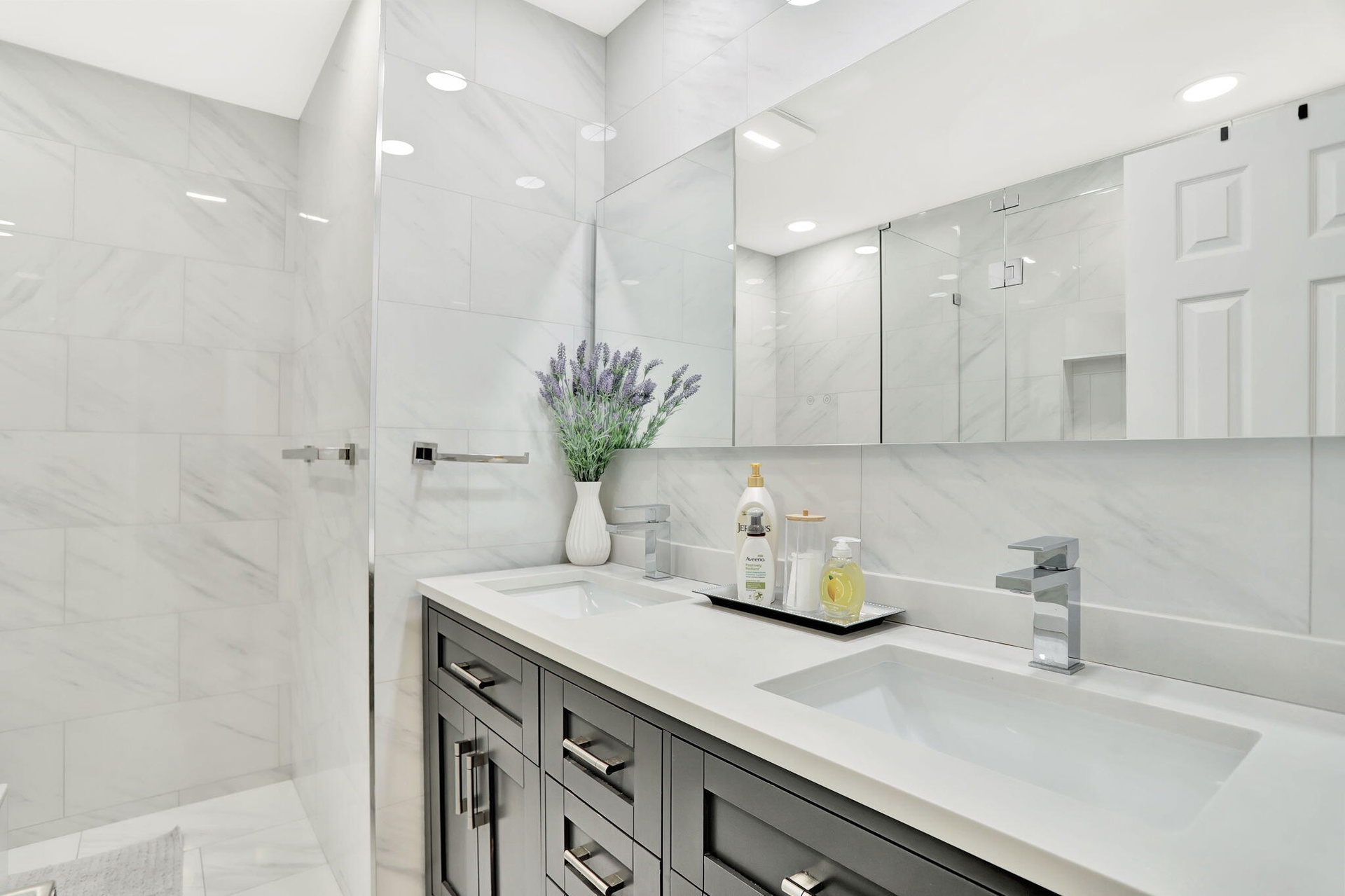 Bathroom #2