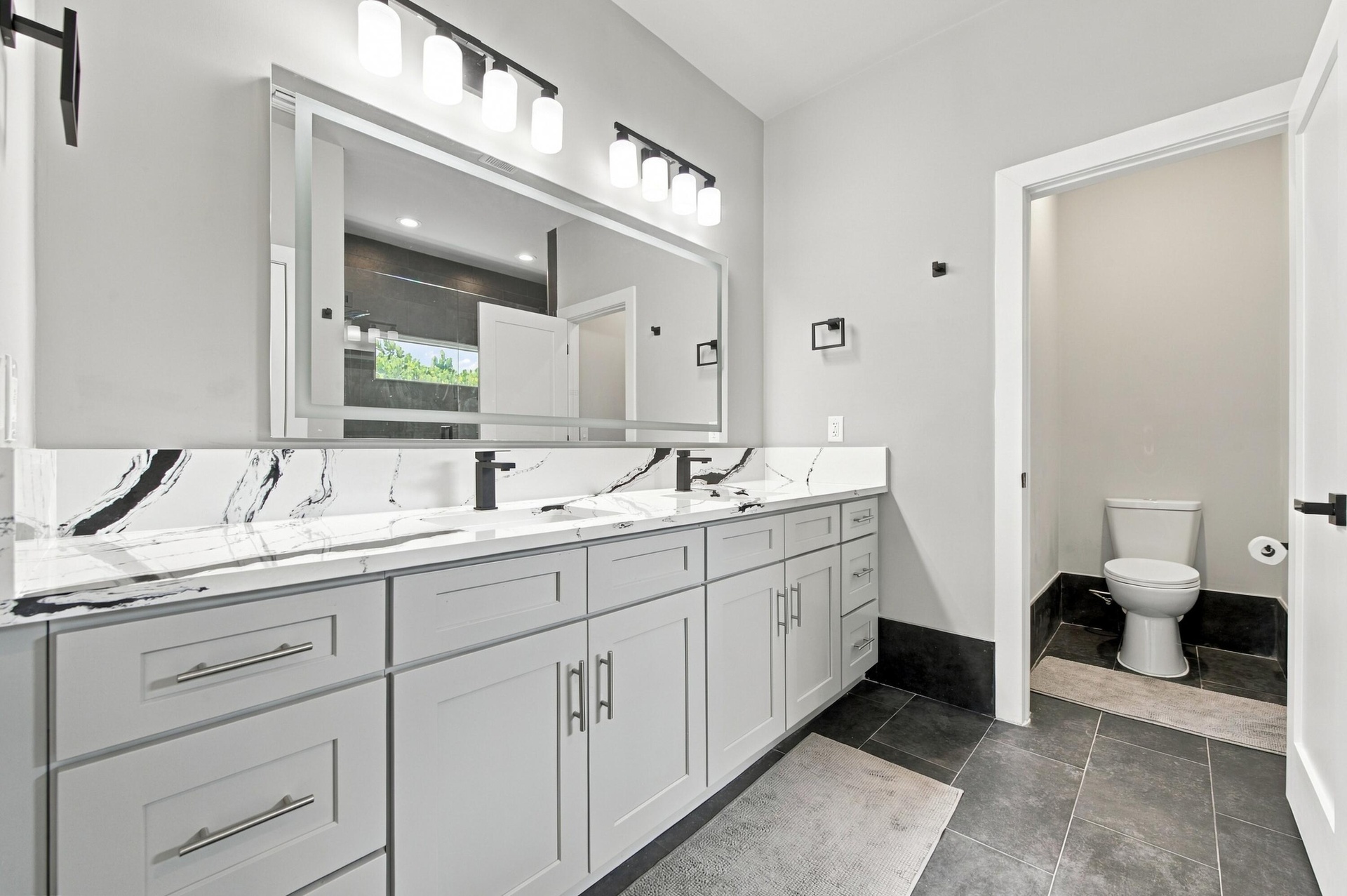 HUGE Primary Bathroom with private toilet closet