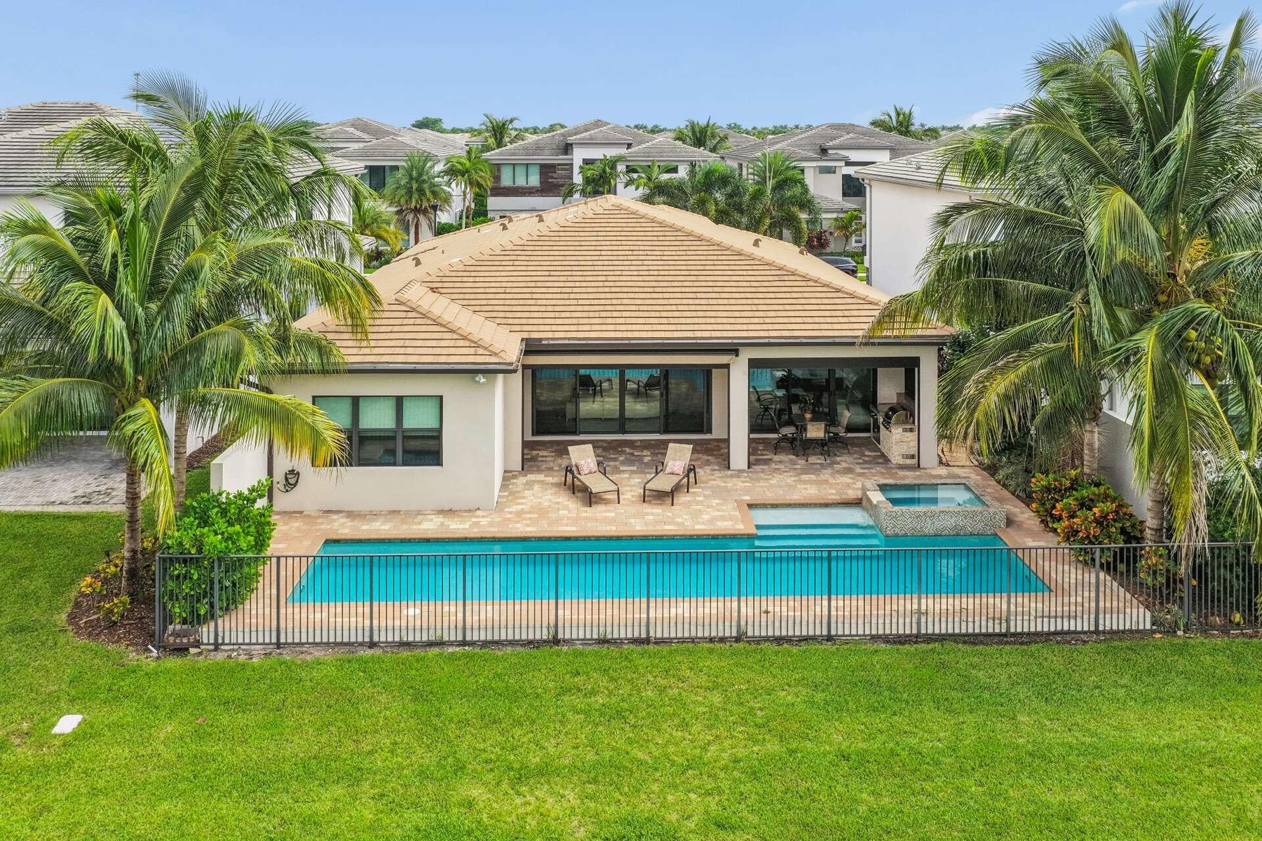 46 FT LAP POOL