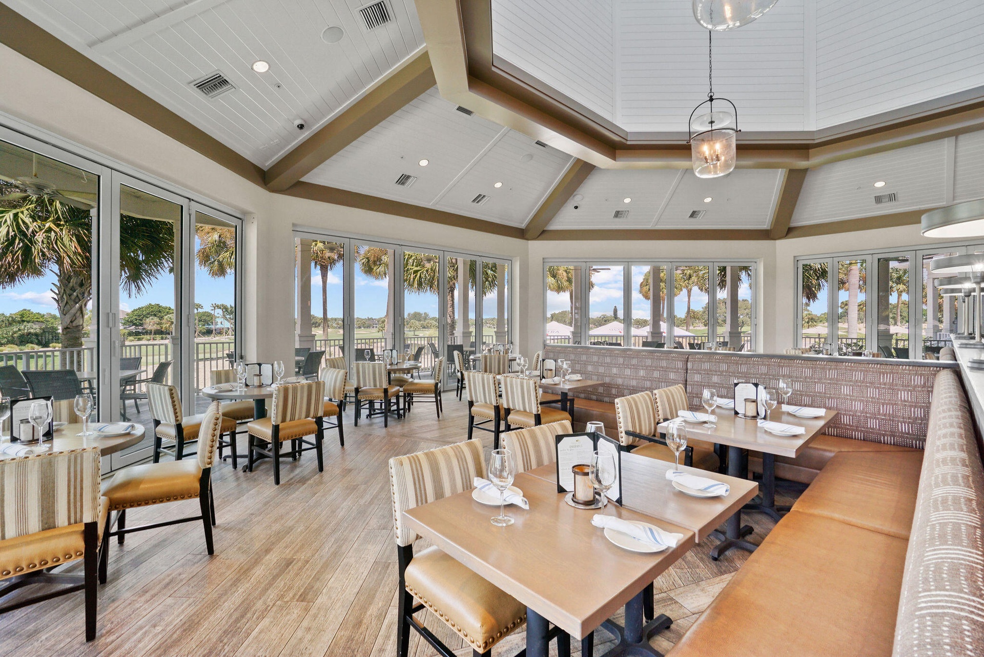 Restaurant at NPB Country Club
