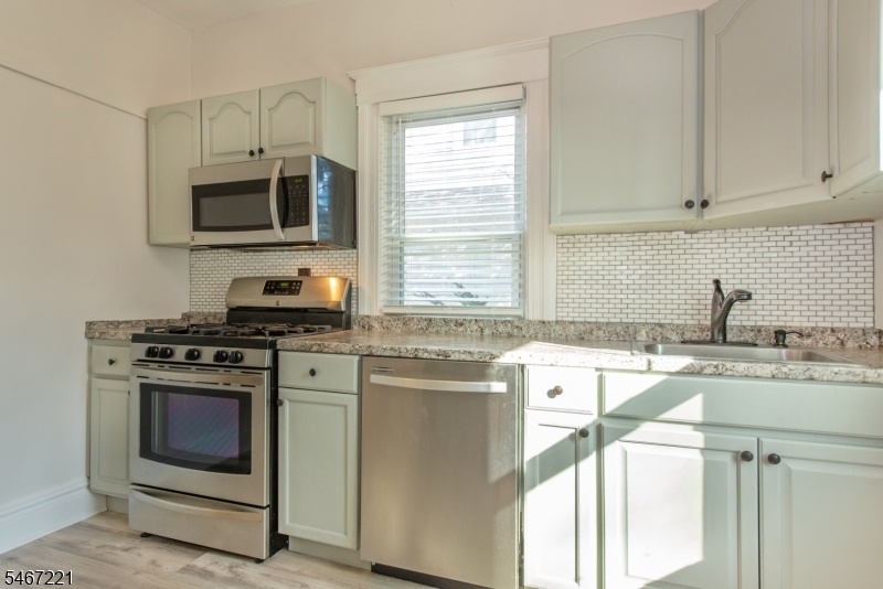 Unit 2 kitchen