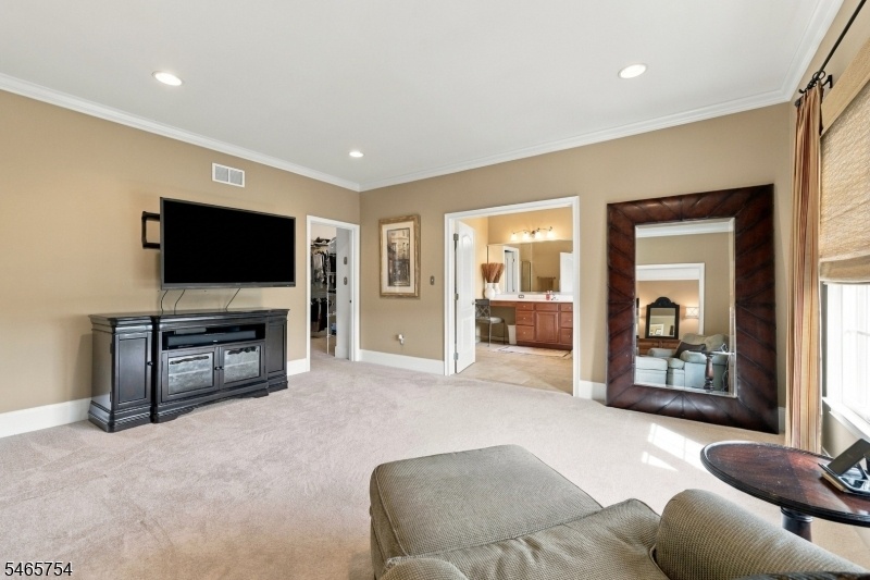 Master Sitting Room