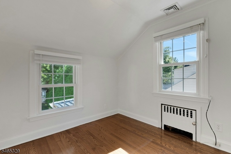 Bedroom 3 view 2