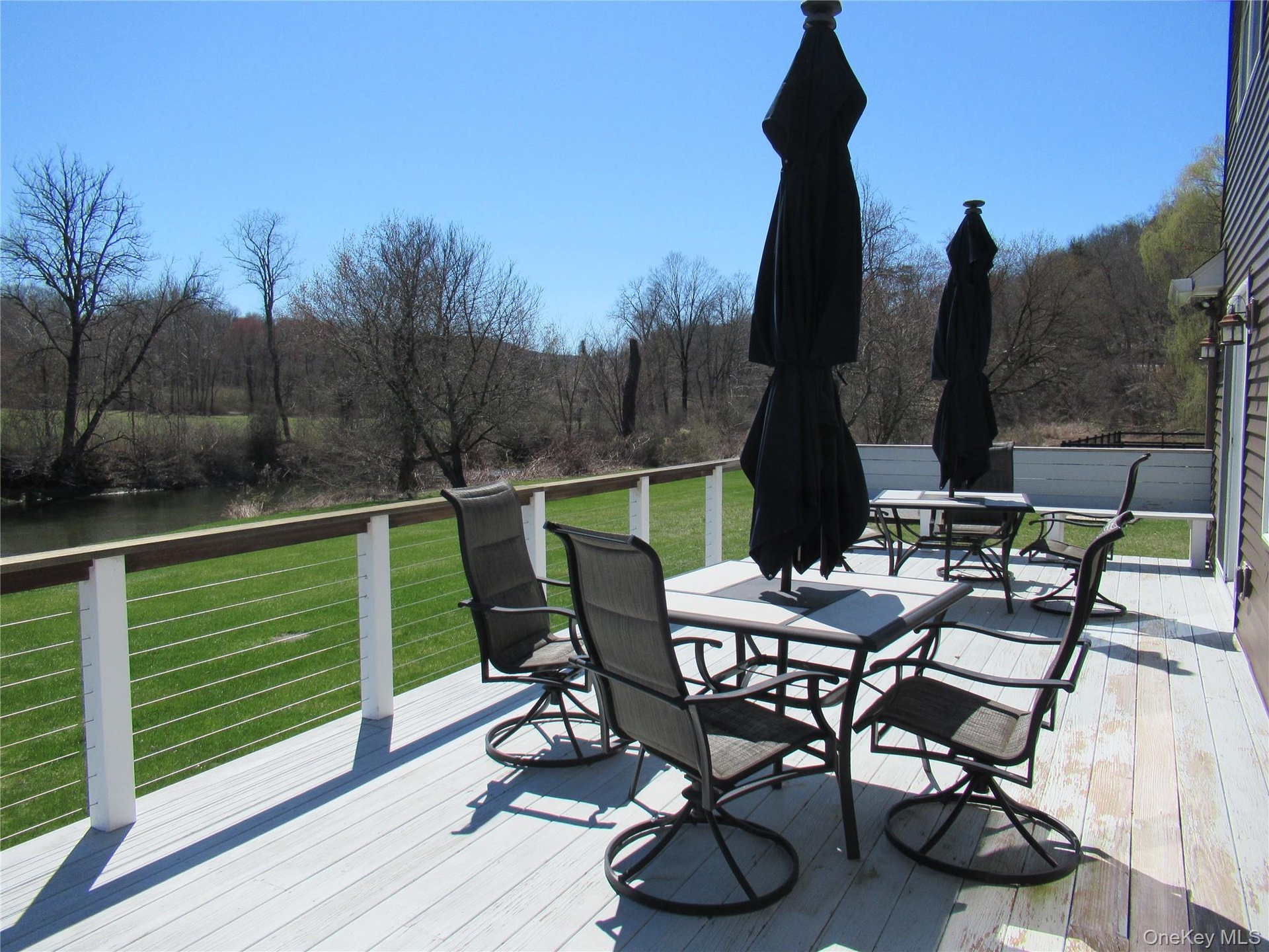 Outdoor living and dining
