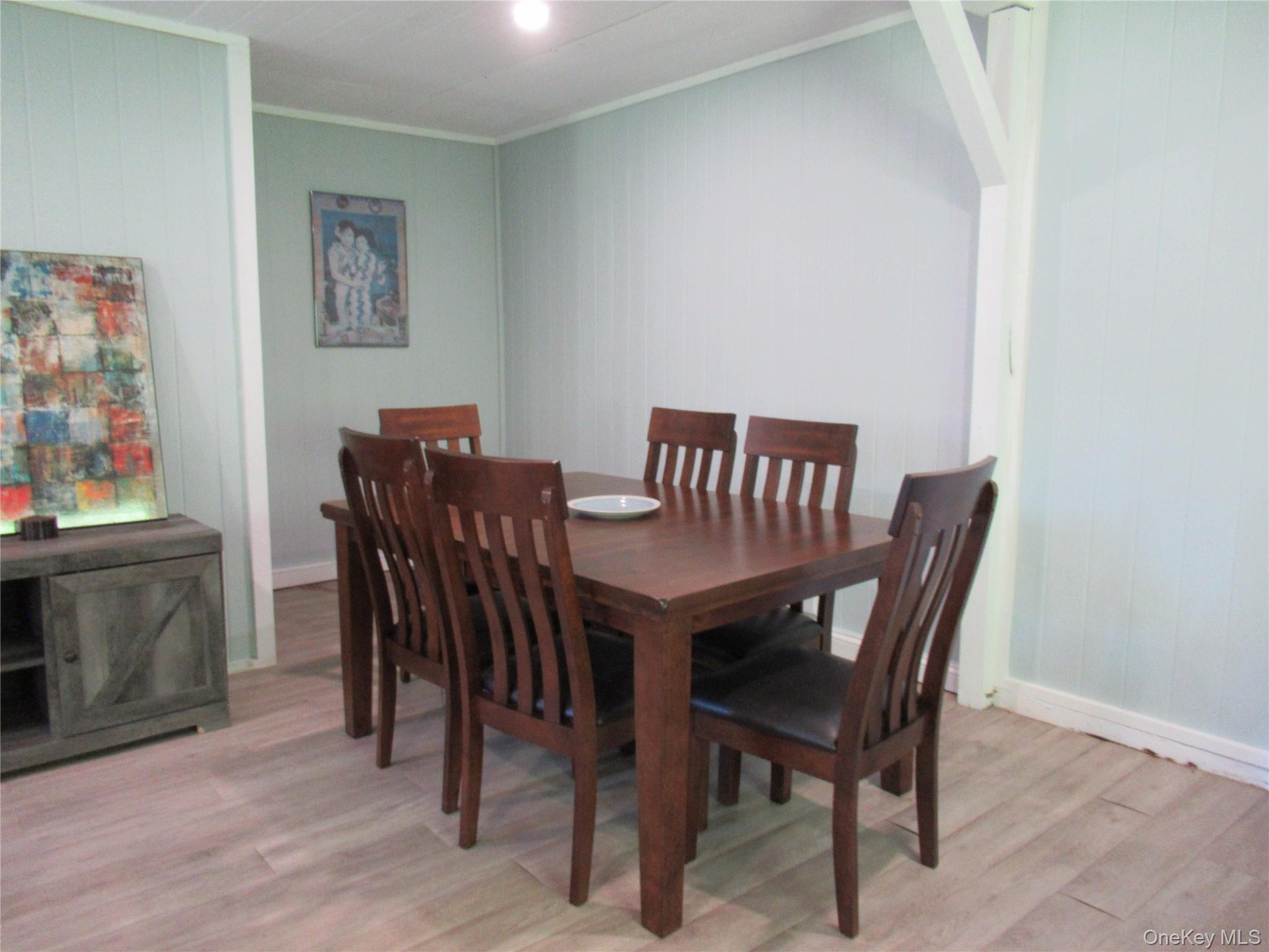 Dining area with storage alcove