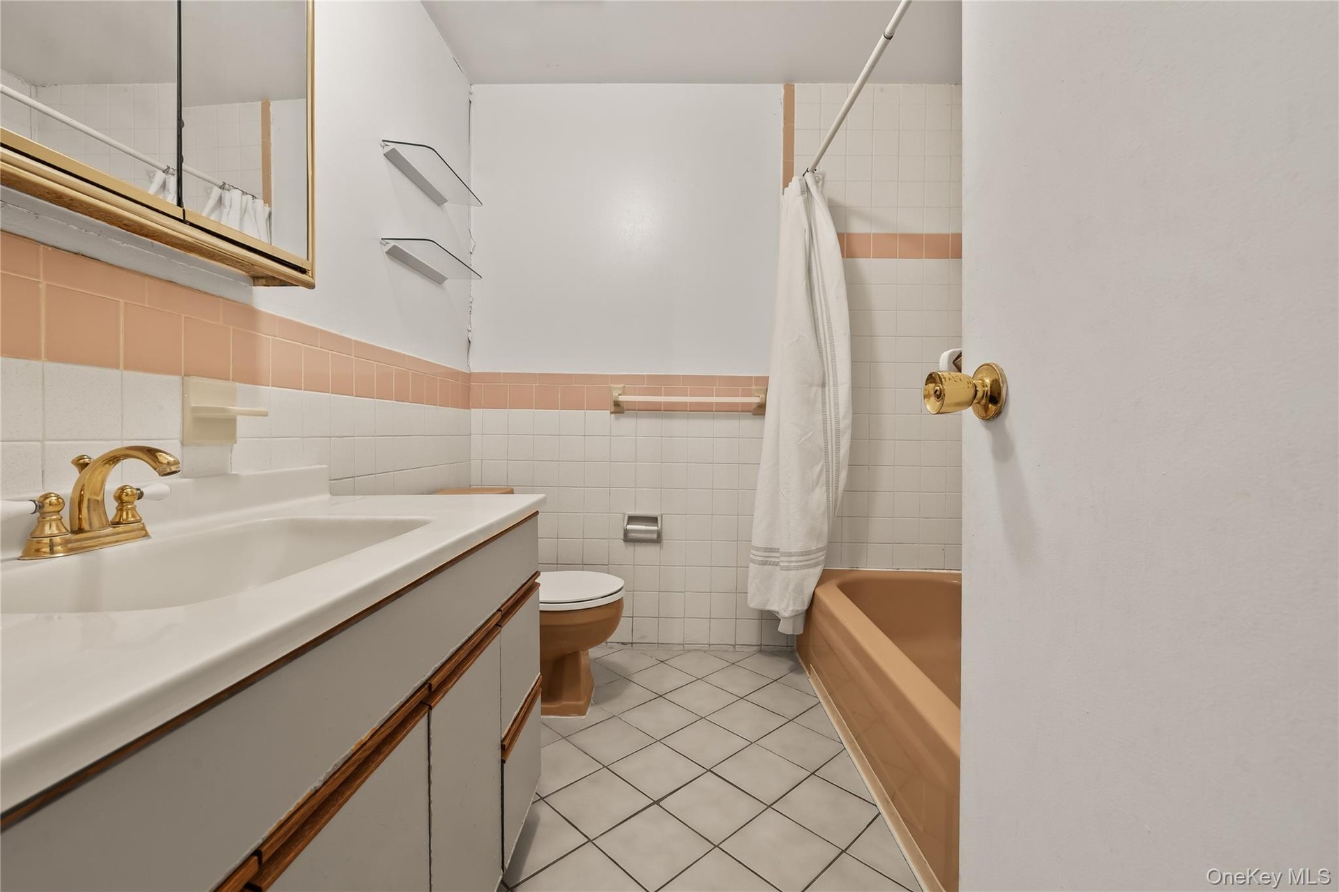 Bathroom #2