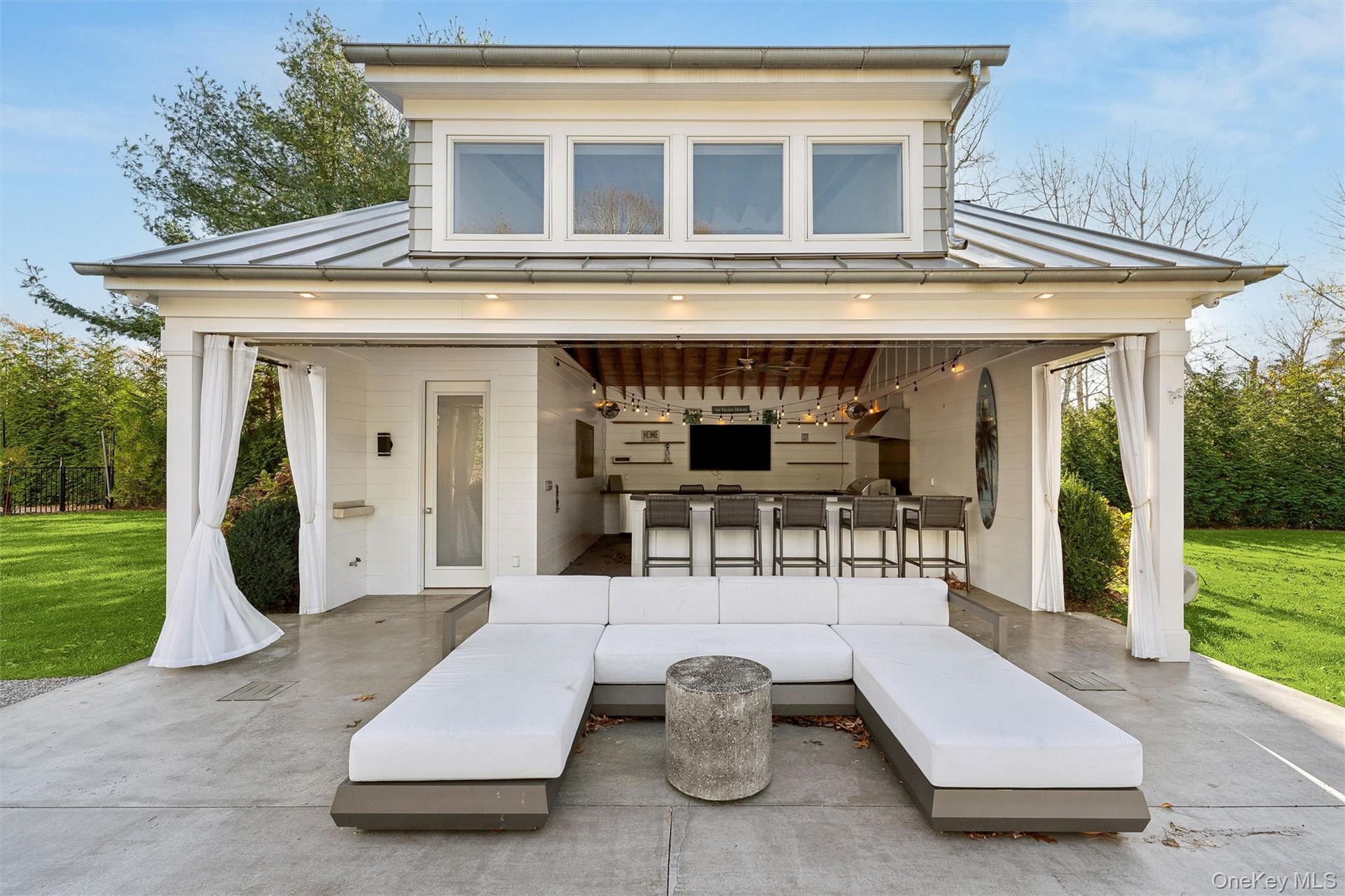 Pool House