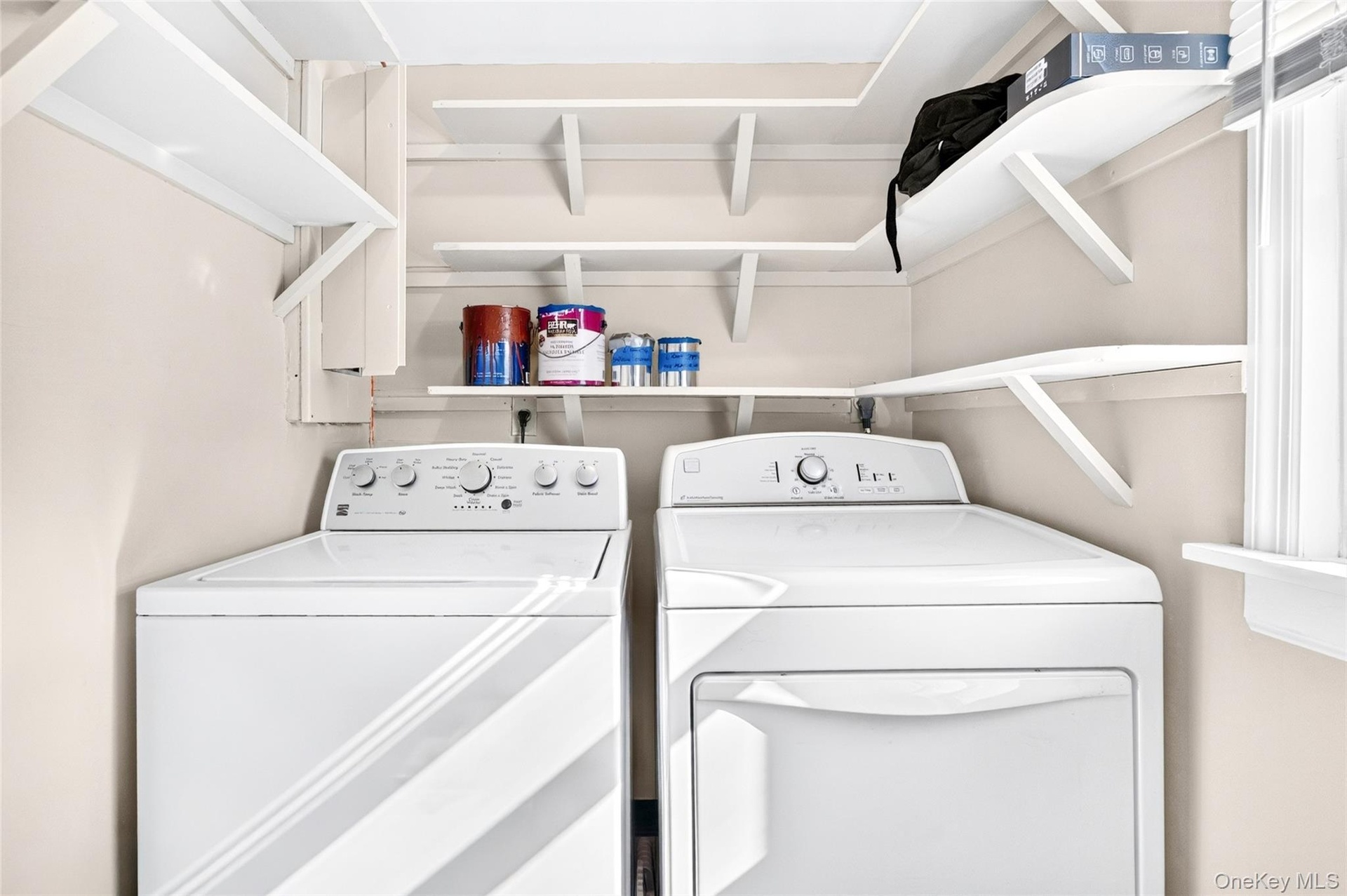 Laundry room off kitchen