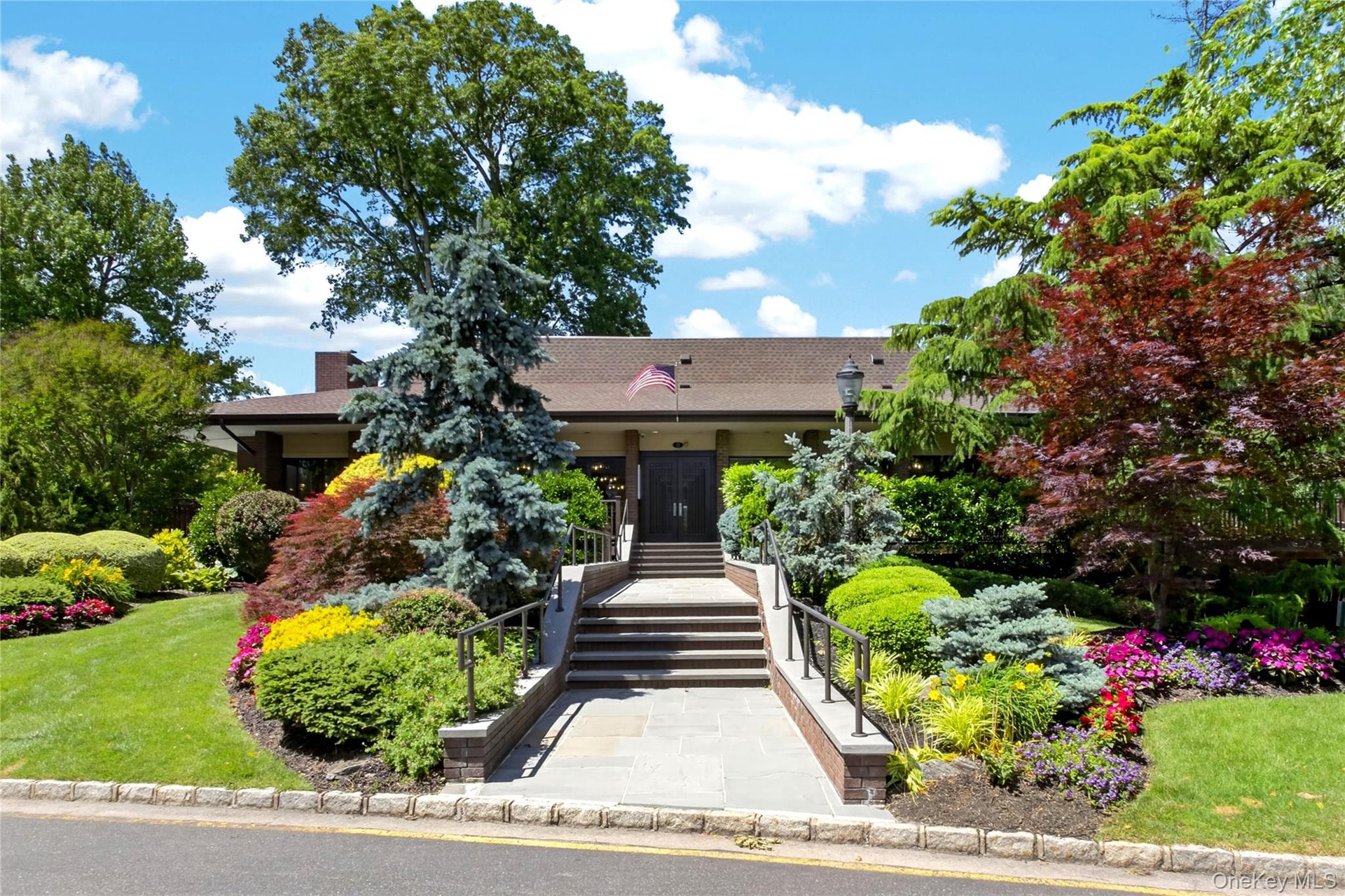 Acorn Ponds Clubhouse