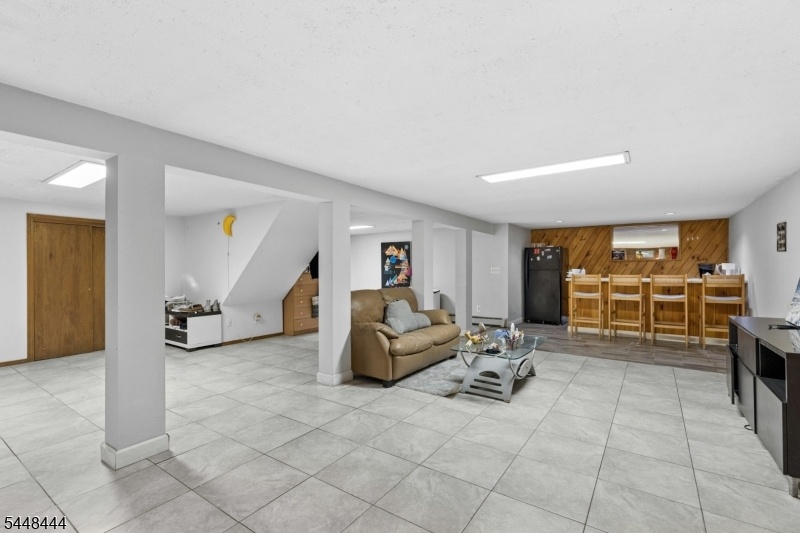 lower level