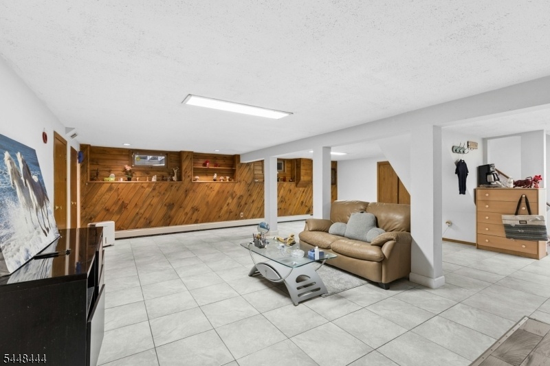lower level