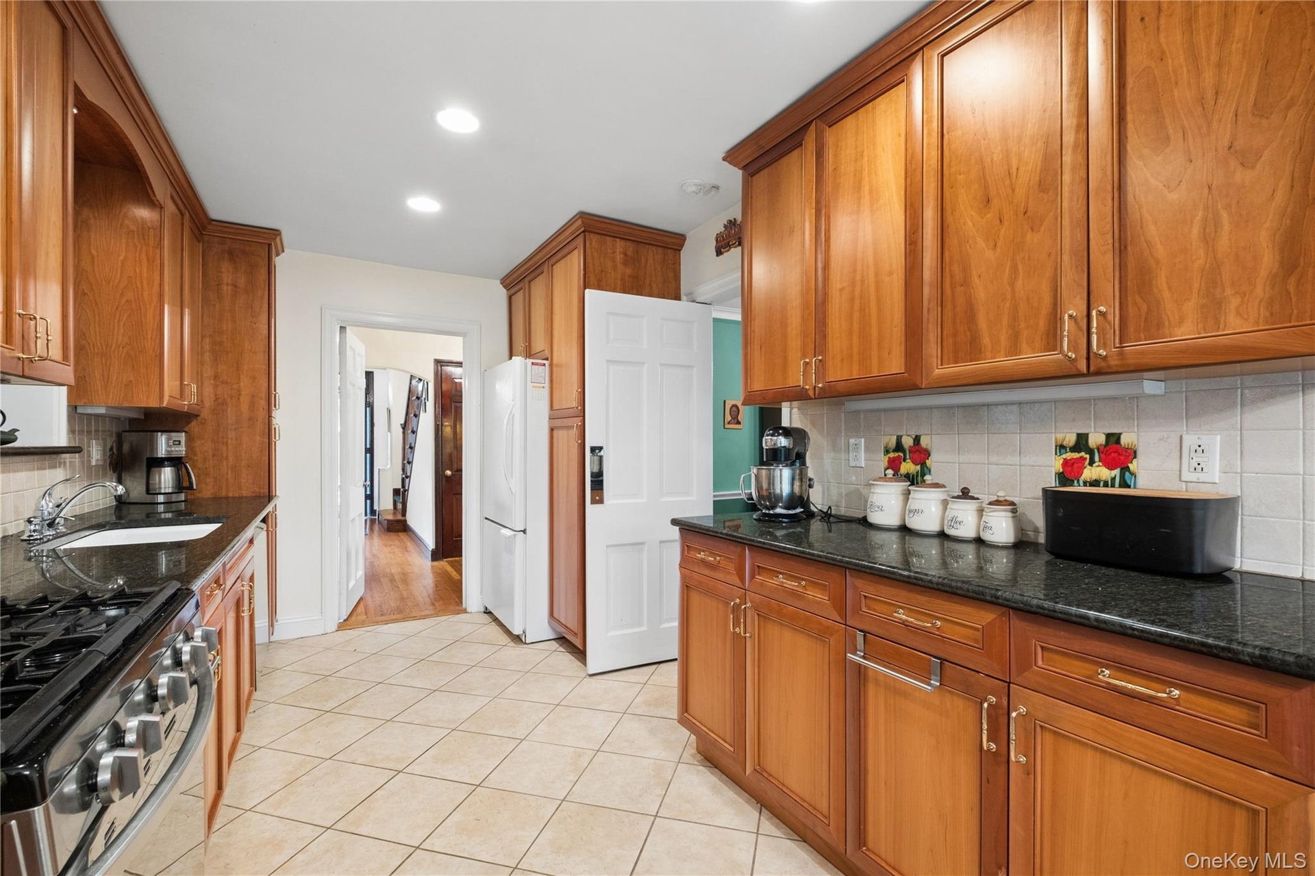 Spacious Kitchen with tons of cabinet storage
