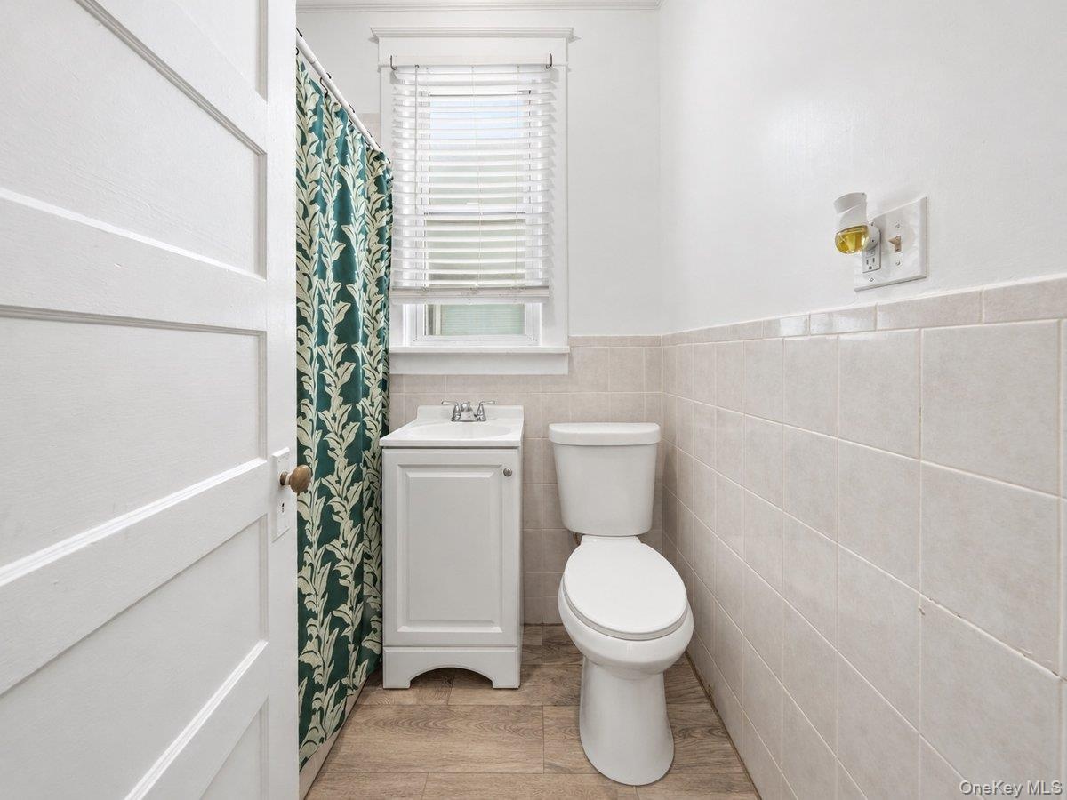 Hall Bathroom