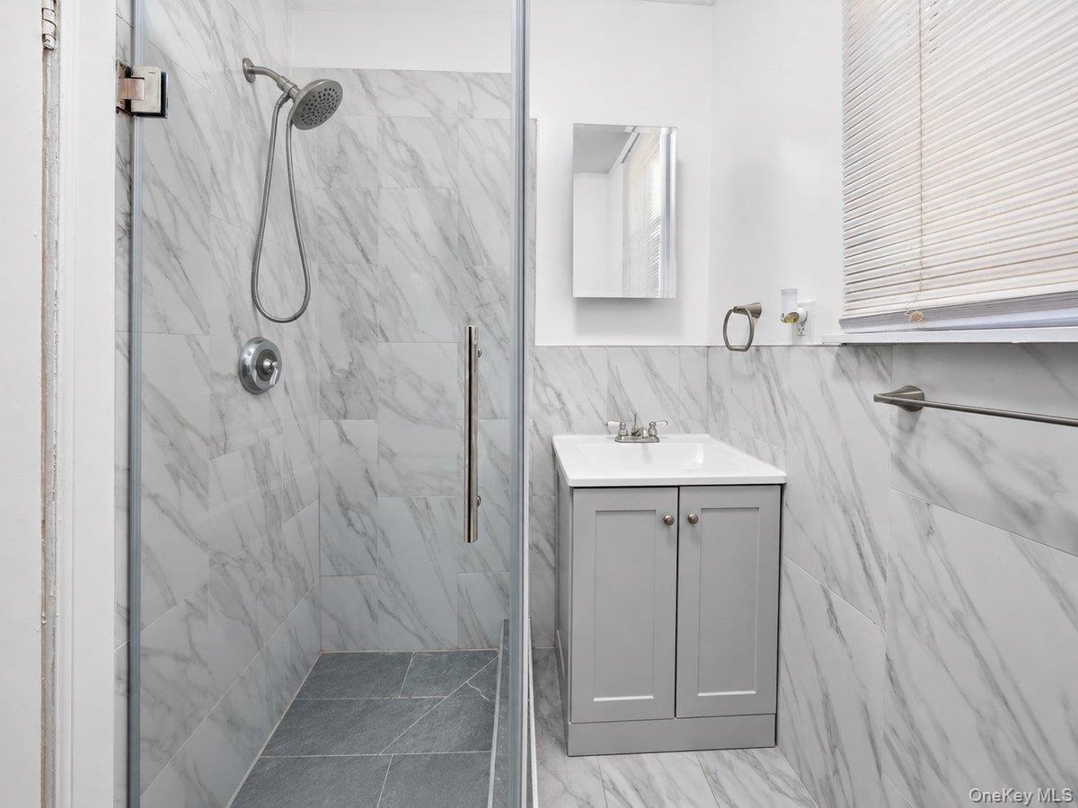 Hall Bathroom