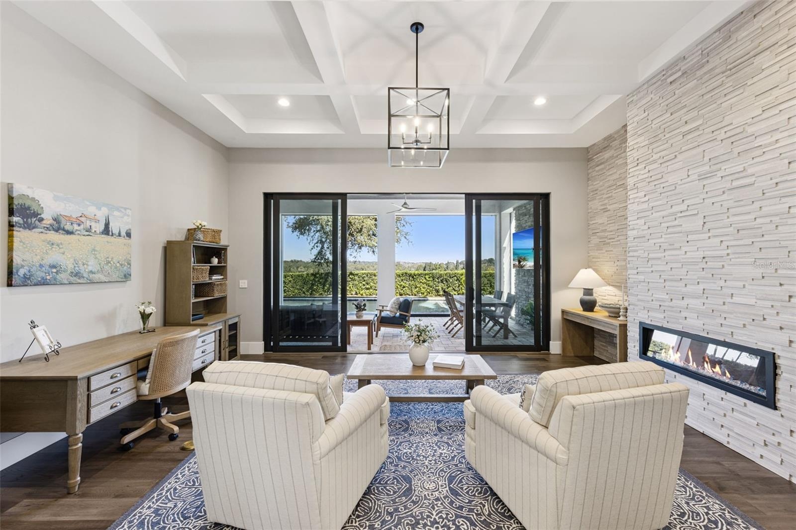 Formal living room or sitting area