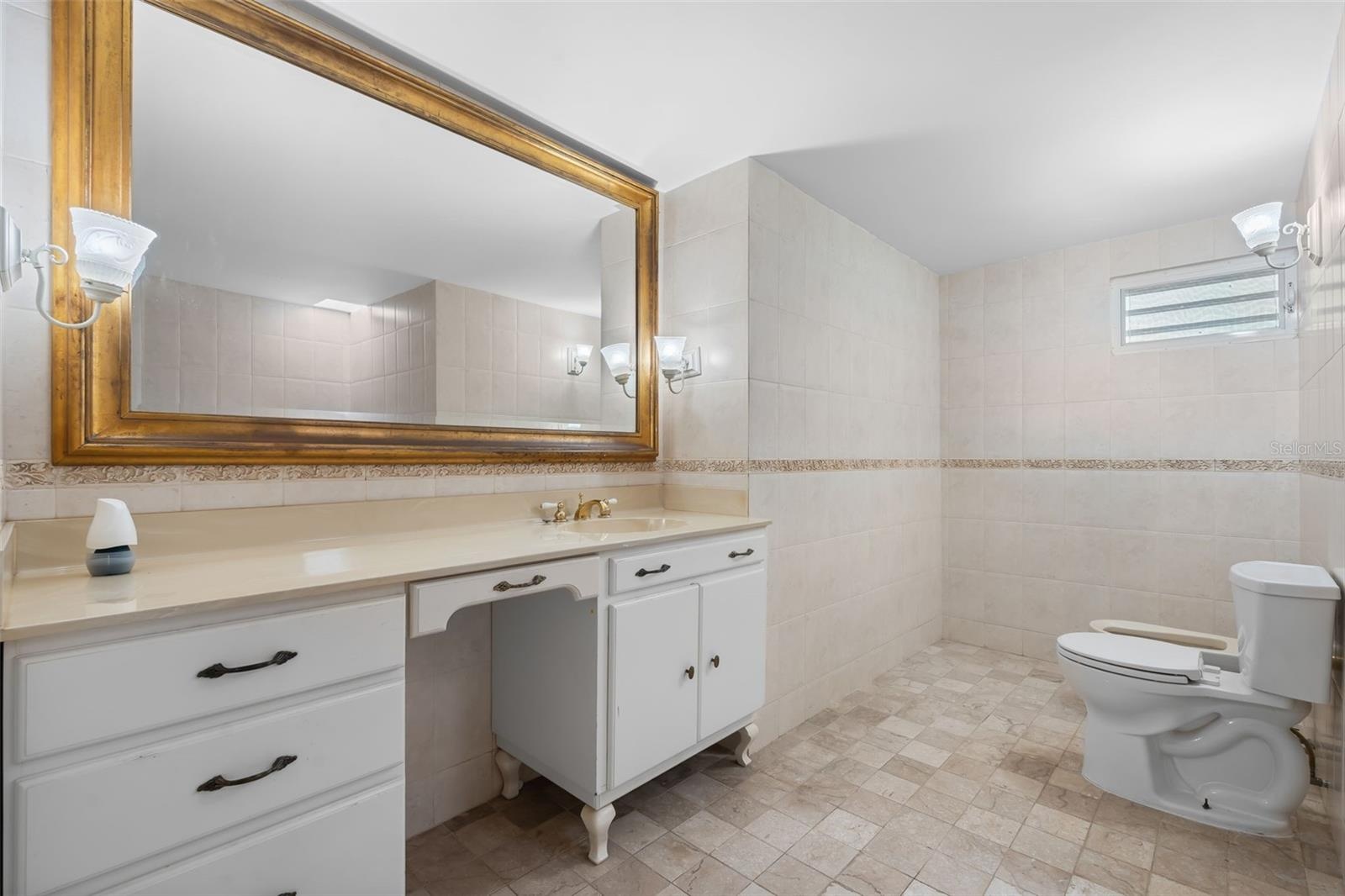 Baño cuarto 2