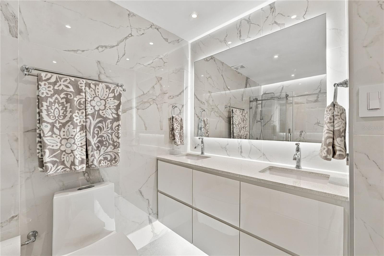 Double sink