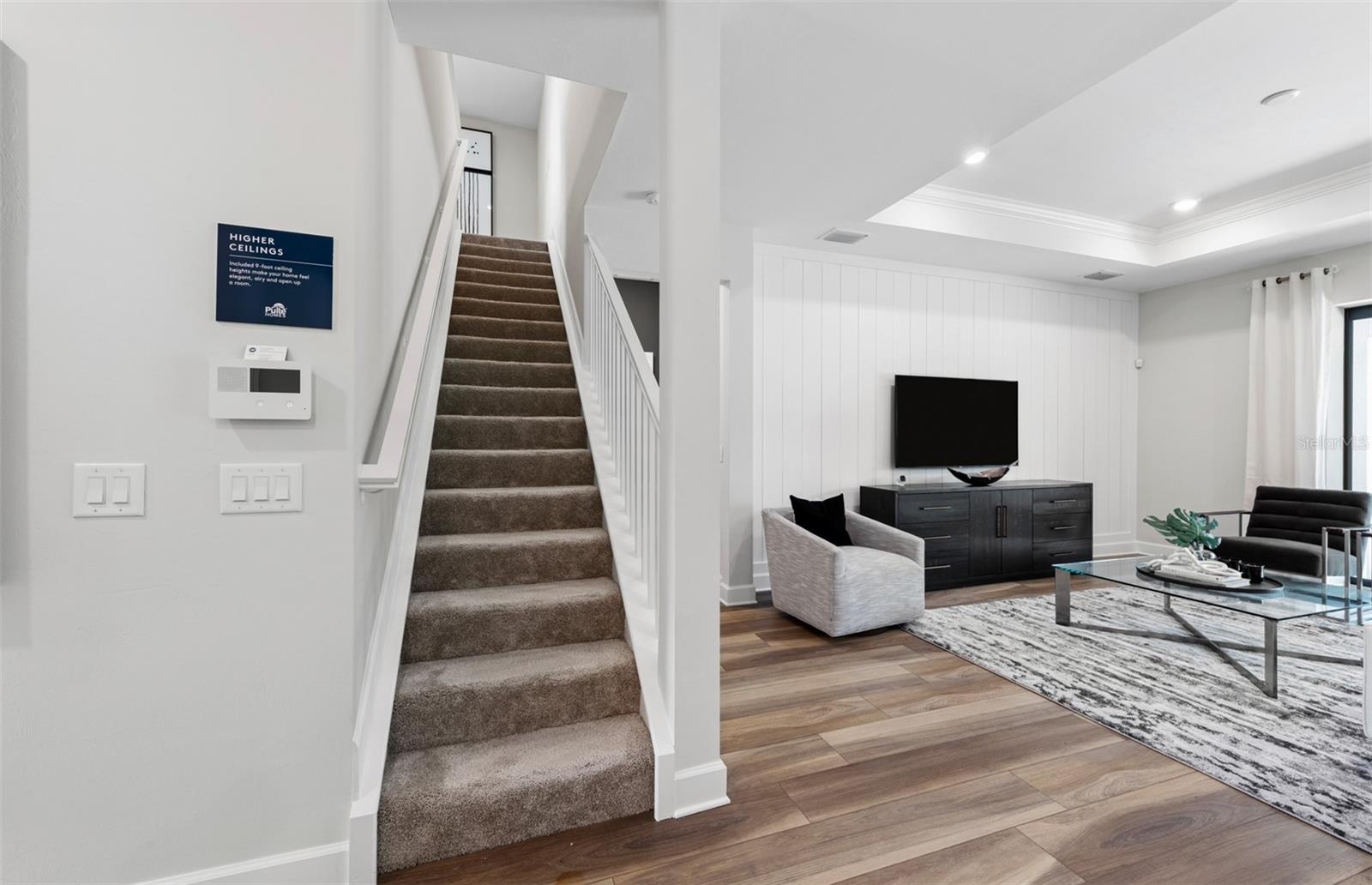 Whitestone model representation.