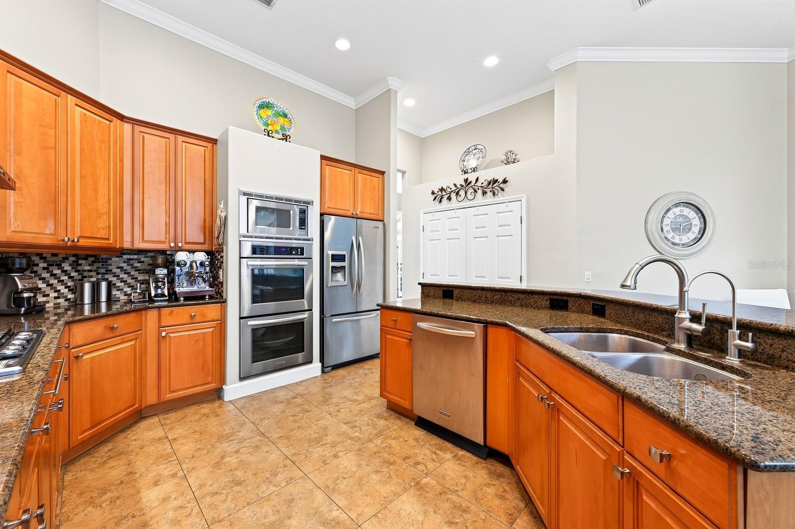 Upgraded stainless steel appliances.