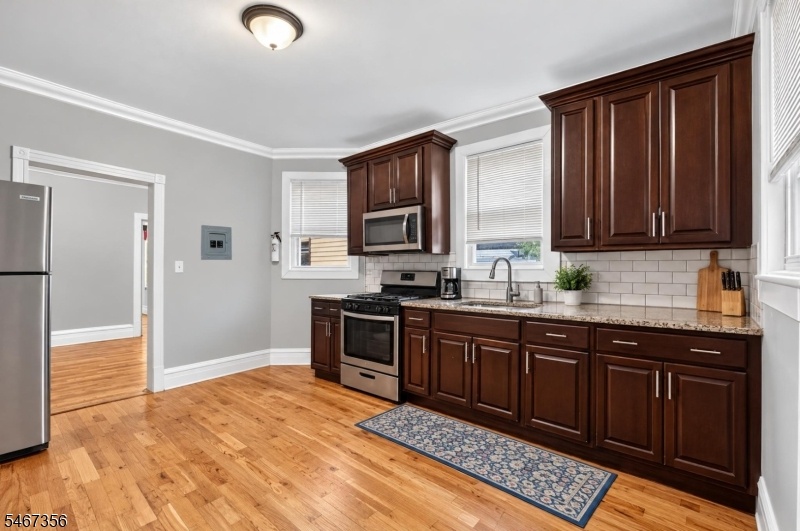 1ST FL KITCHEN