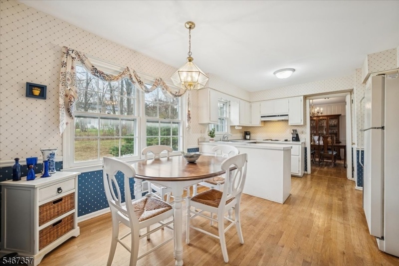 Breakfast Nook