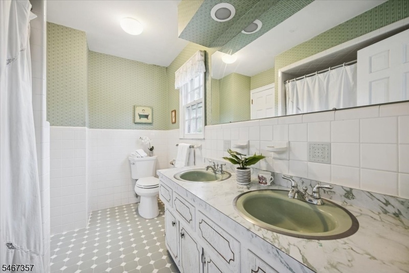 Hall Bathroom