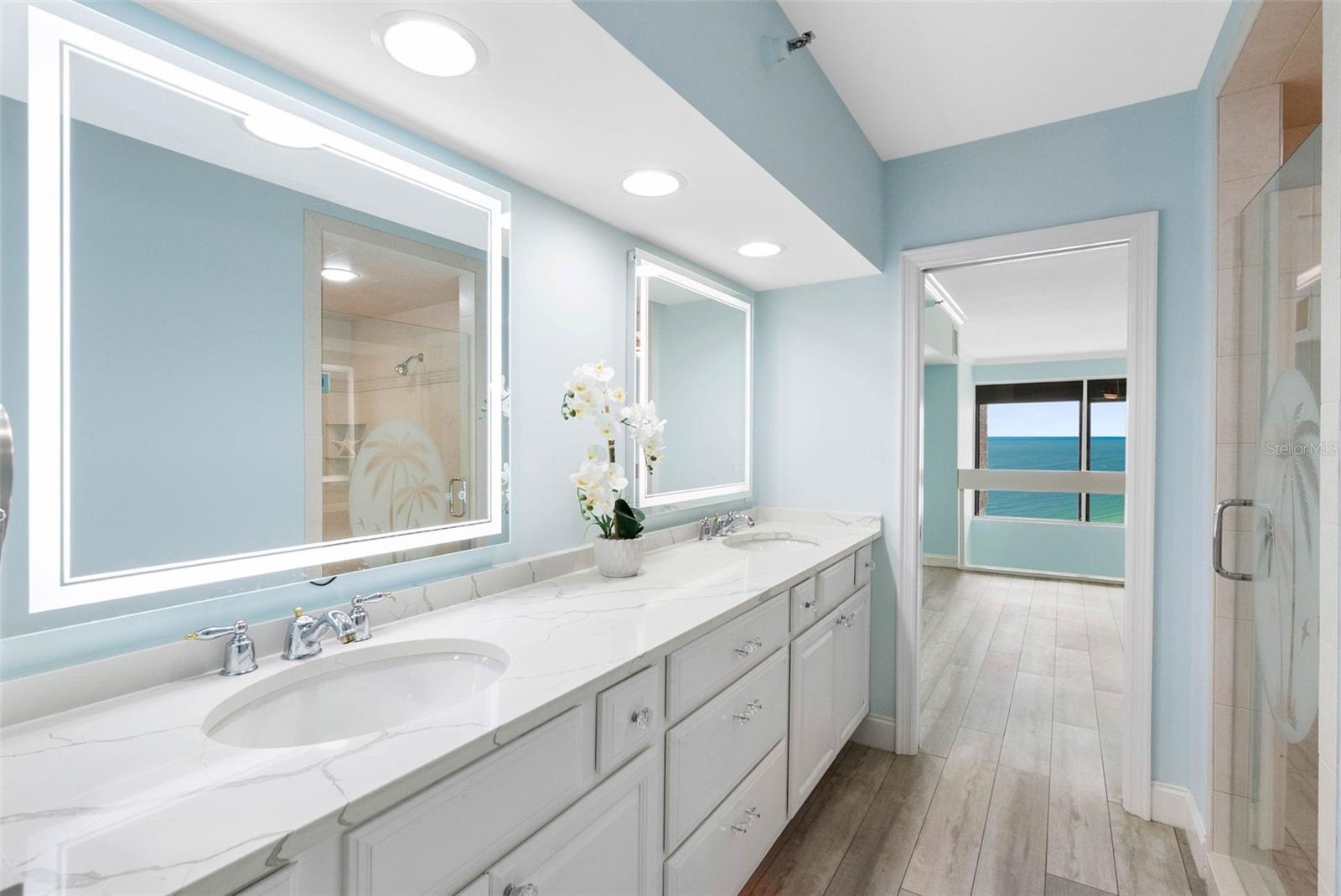 Primary Ensuite Bath