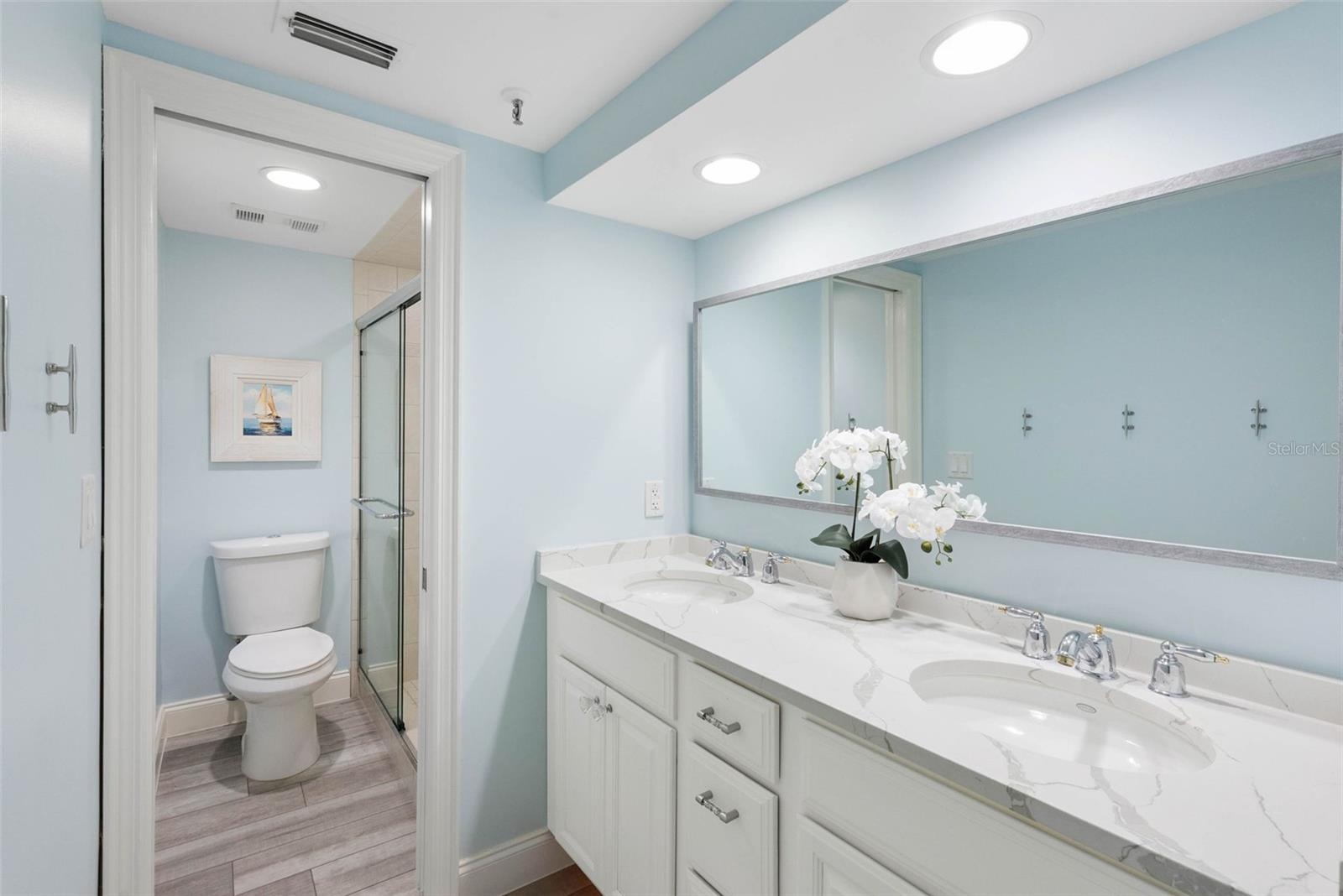 Updated 2nd Full Bath