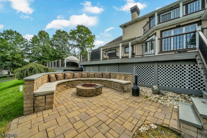 Ground-Level Fire Pit