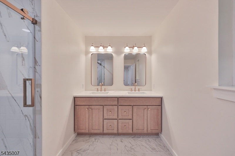Primary Bathroom Unit B