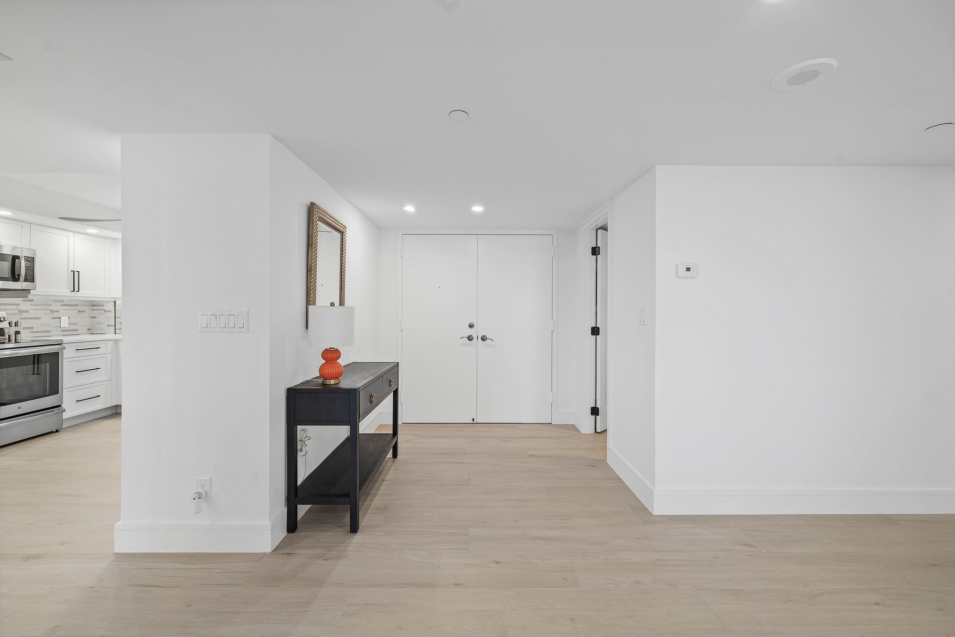 entrance /half bath