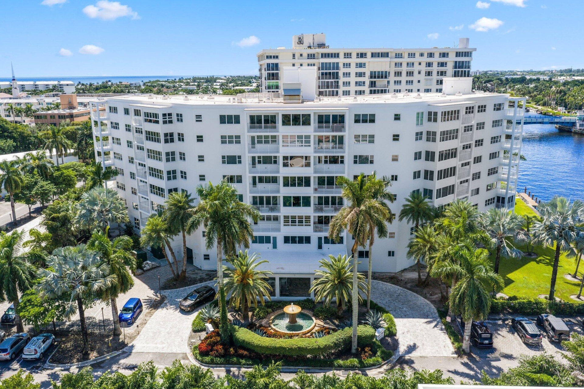 Located on the Intracoastal Waterway, 3blks from the beach & 1 blk from everything Atlantic Ave has to offer.