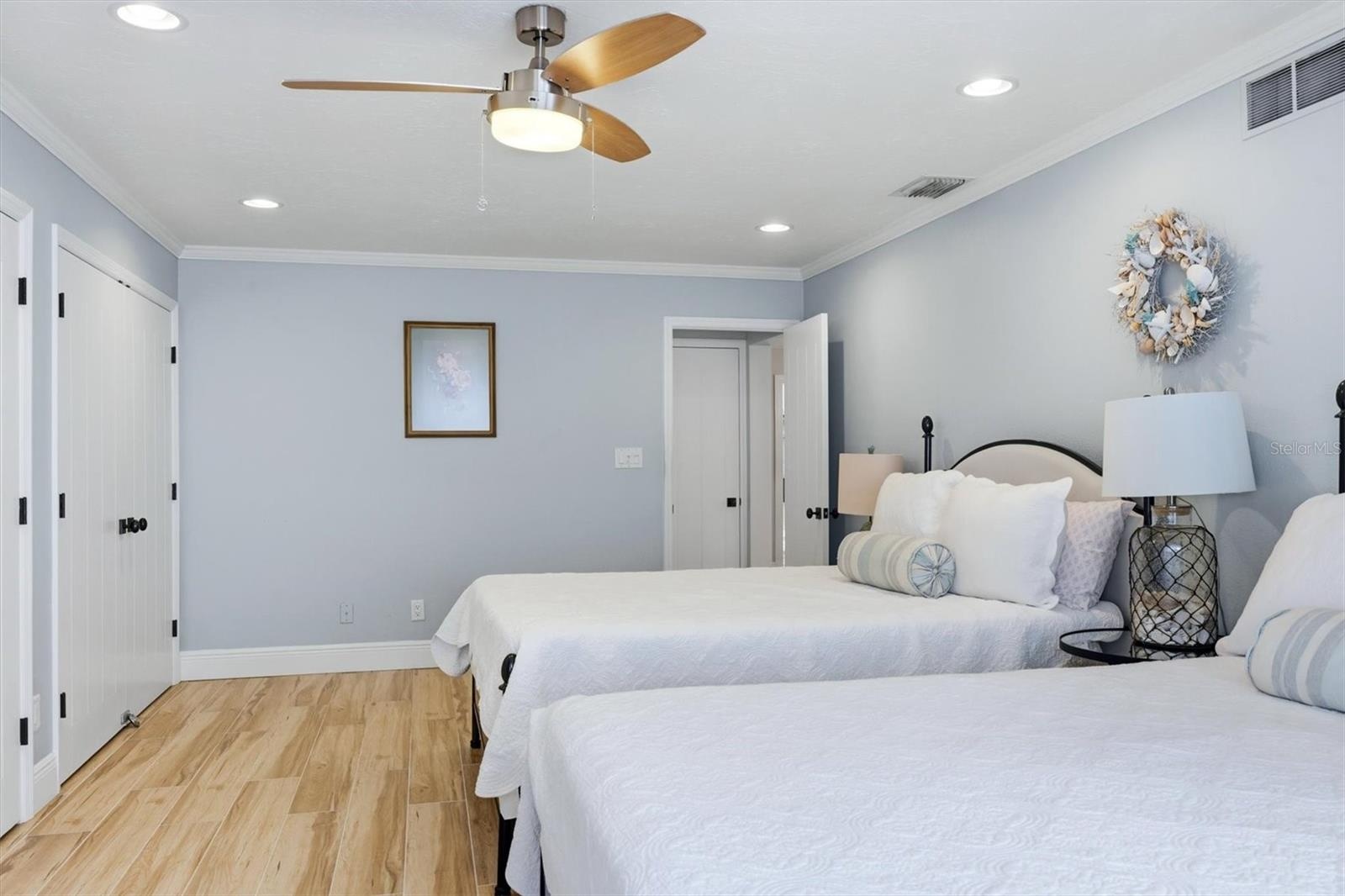 Oversize Guest Suite