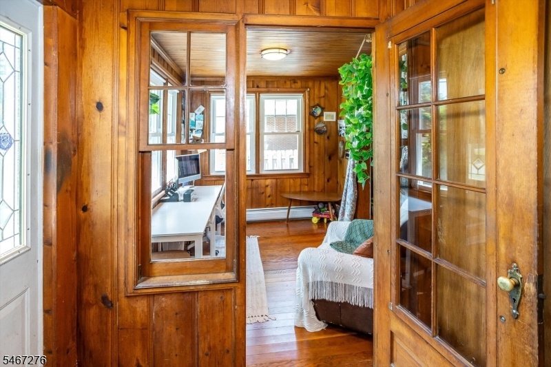 Foyer Unit A