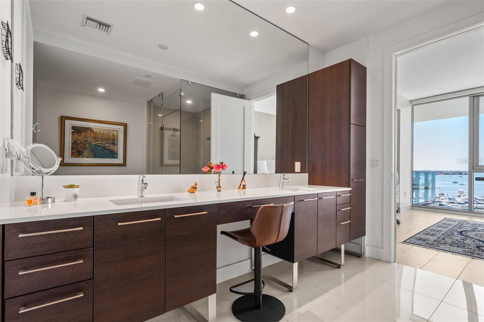 Primary Ensuite, Spa-Like Bathroom