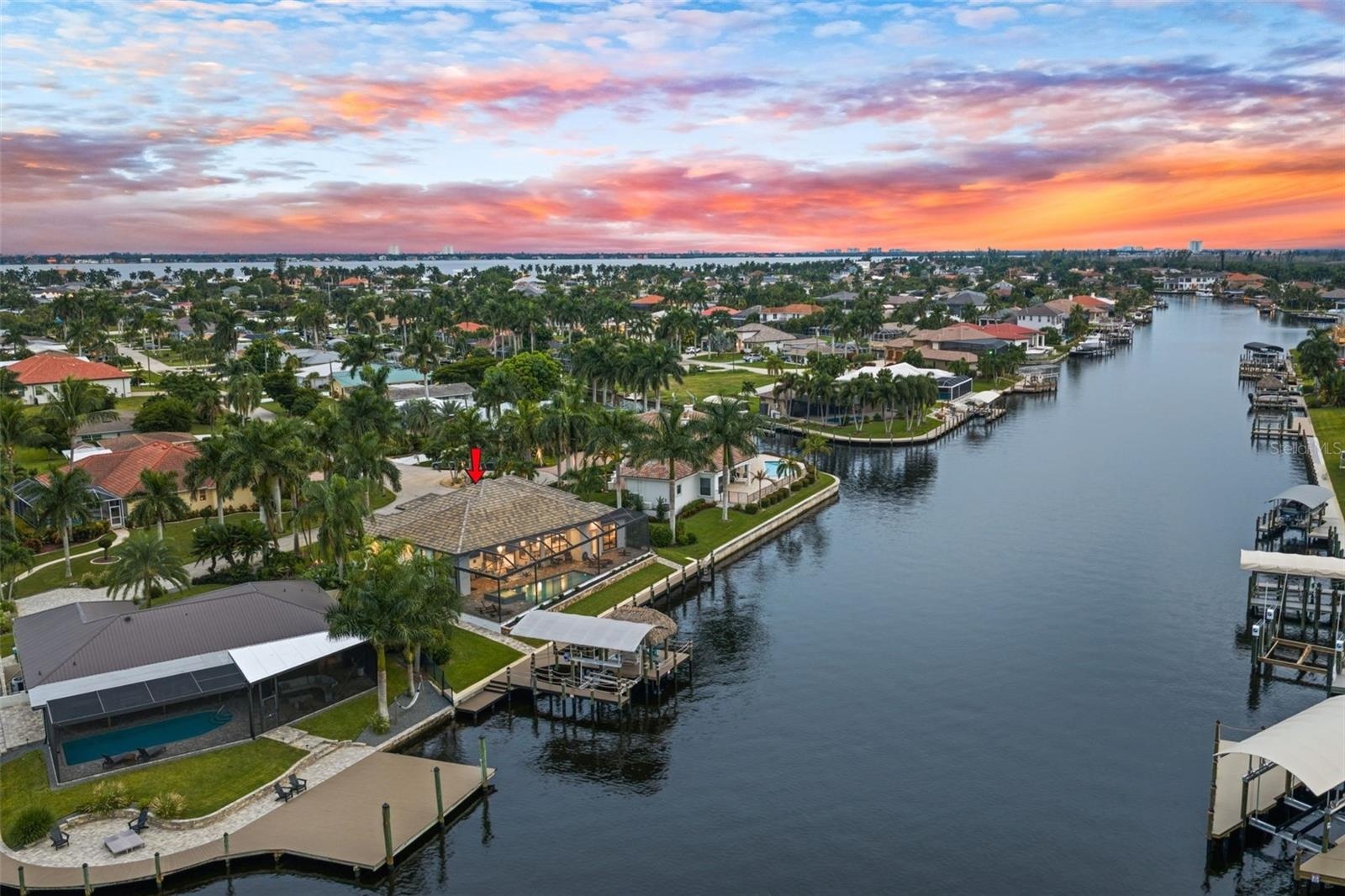 Extra wide Bimini Canal