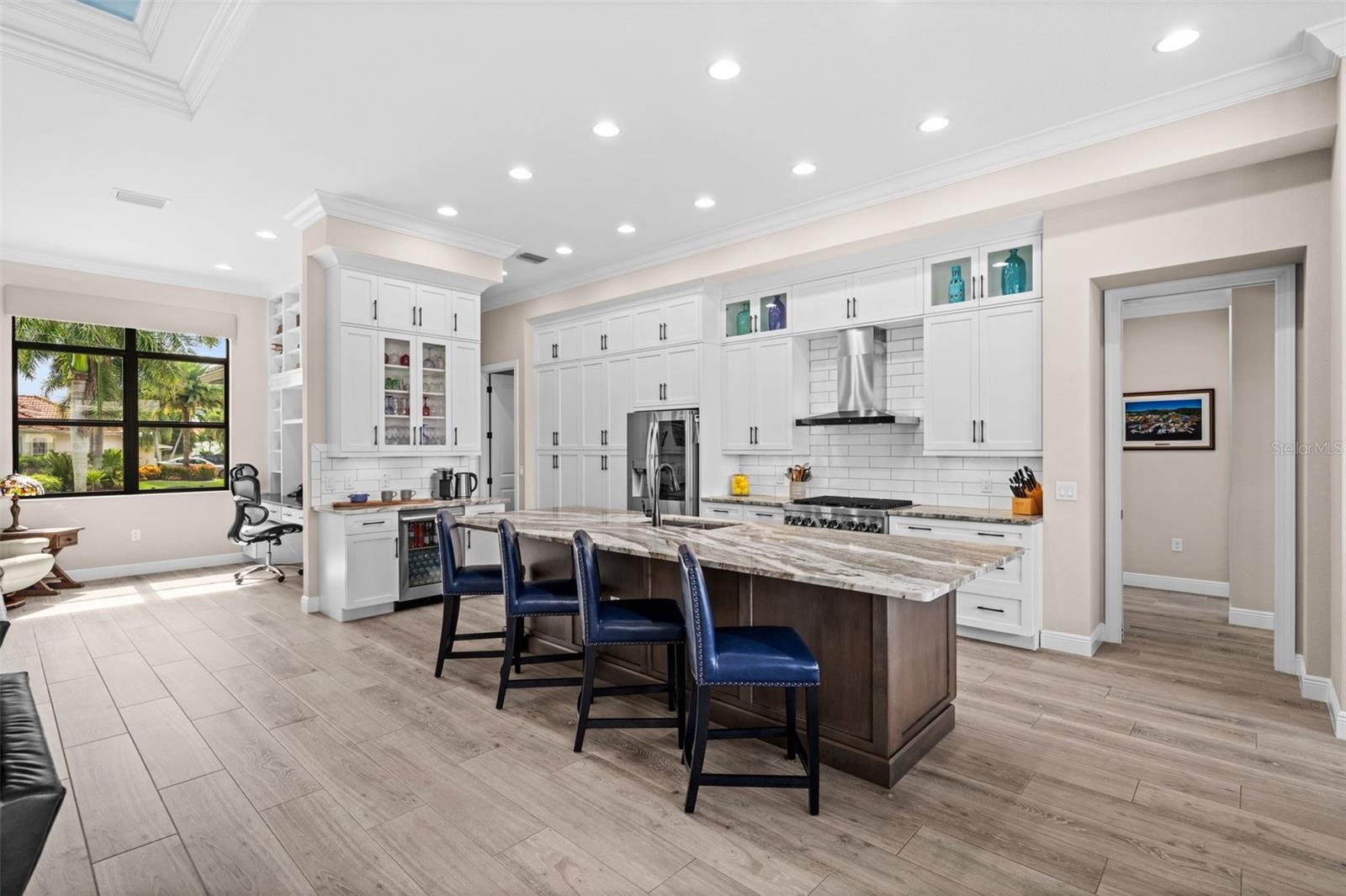 Breakfast bar on the island with room for all your guests